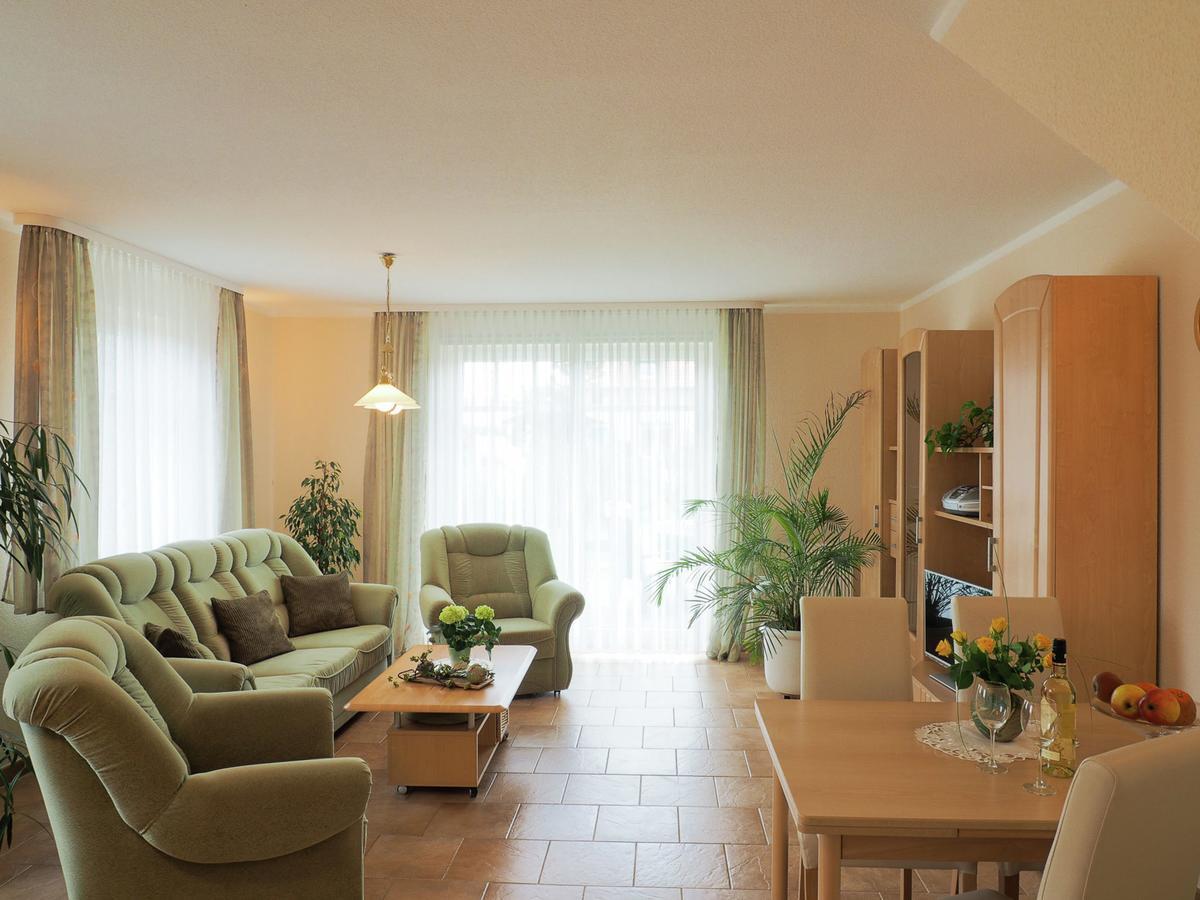 Modern Apartment In Kuhlungsborn With Garden Exterior photo